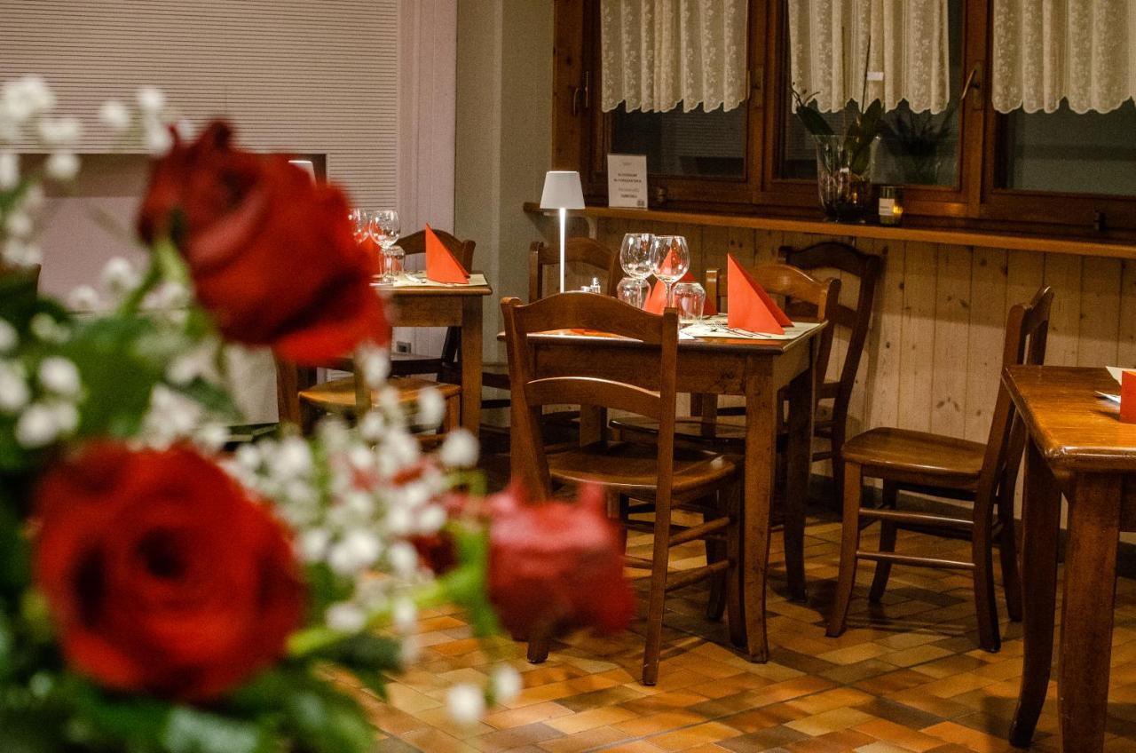 Al Fogolar Rooms & Osteria With Saunaland Tolmezzo Buitenkant foto